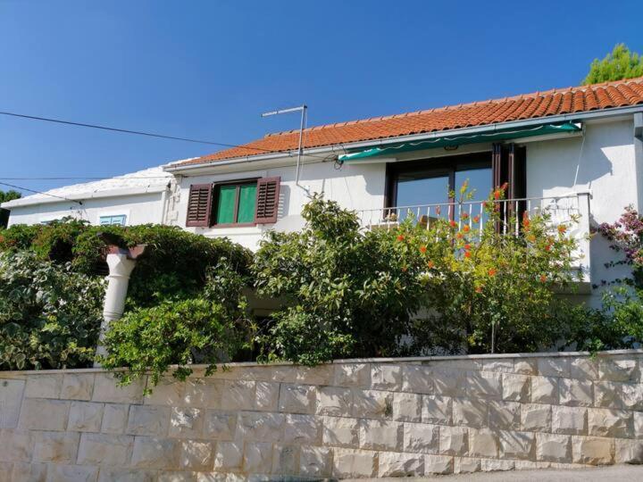 Apartment Biljana Bol Exterior photo